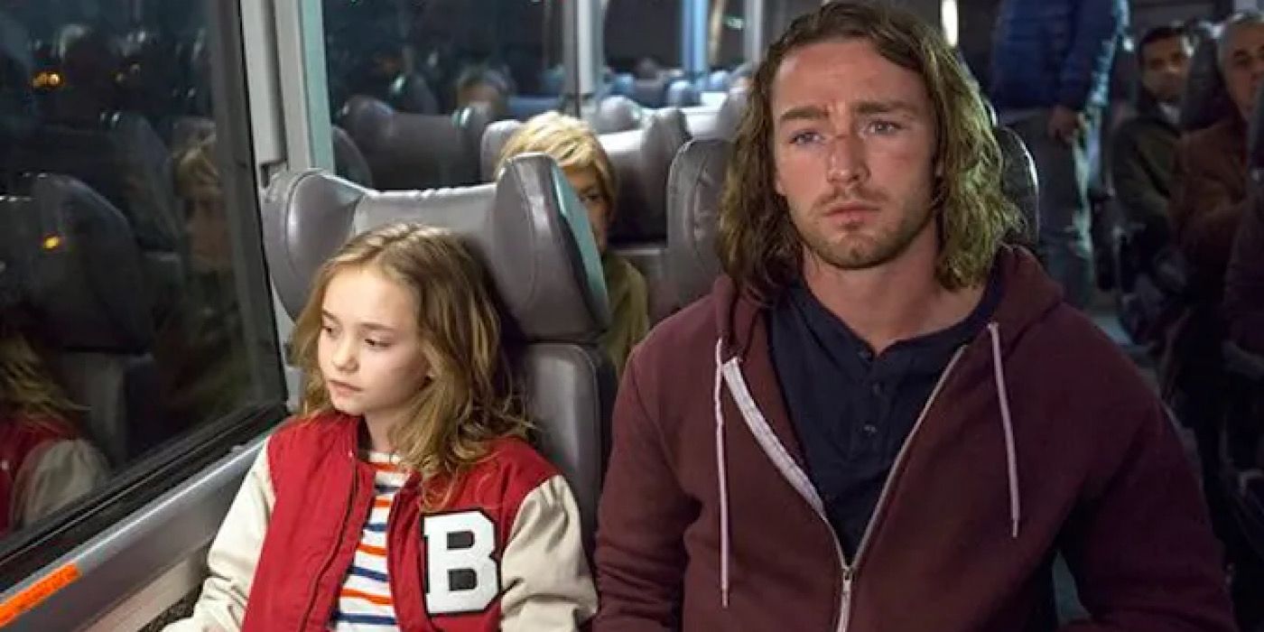 Bo y Tate estan en el autobús