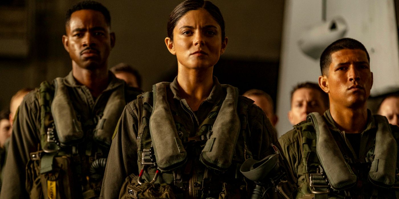 This Throwaway Top Gun: Maverick Scene Means More Than You Think (& It ...