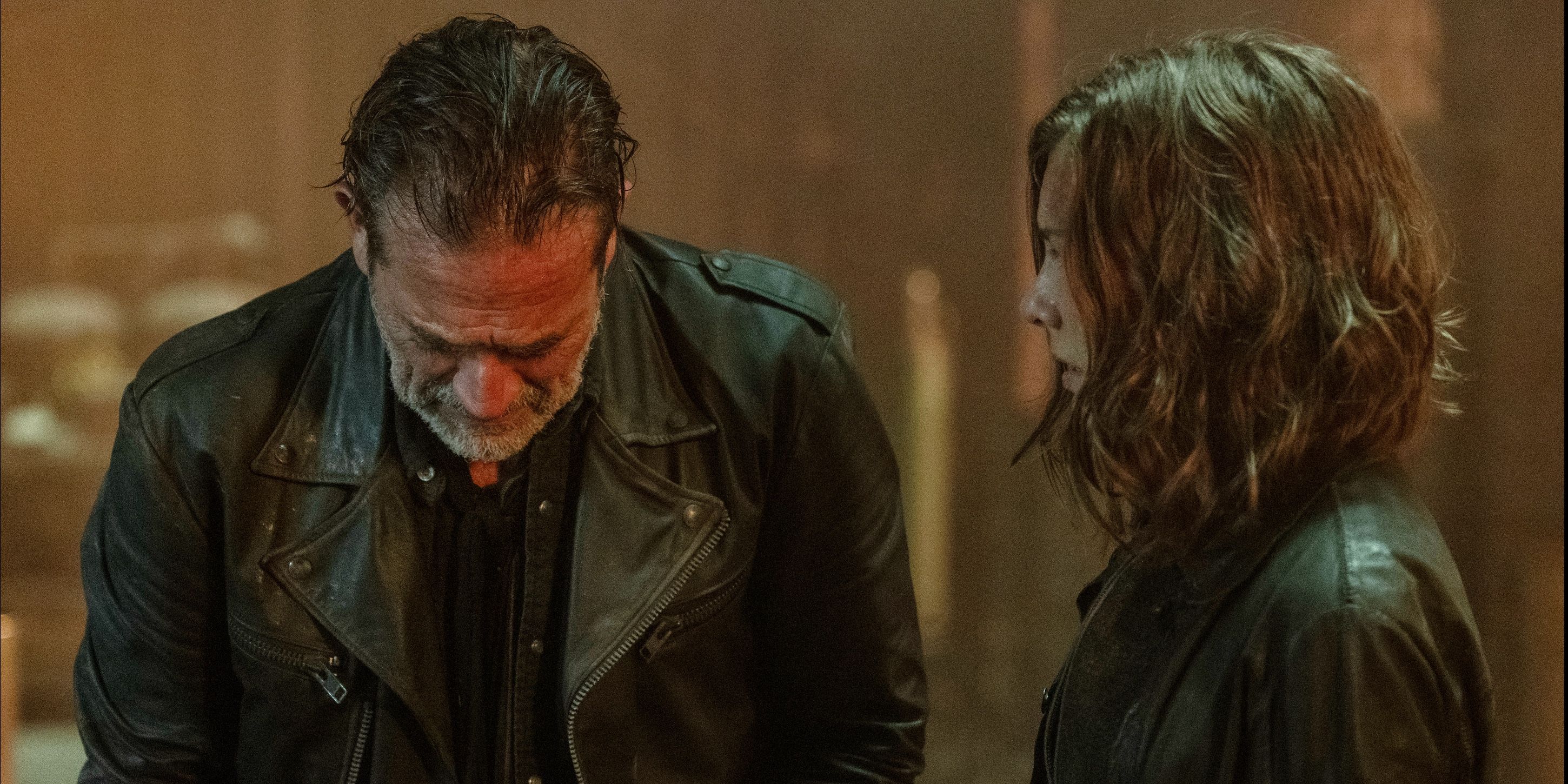 Maggie Rhee (Lauren Cohan) comforting a distressed Negan (Jeffrey Dean Morgan) on The Walking Dead: Dead City