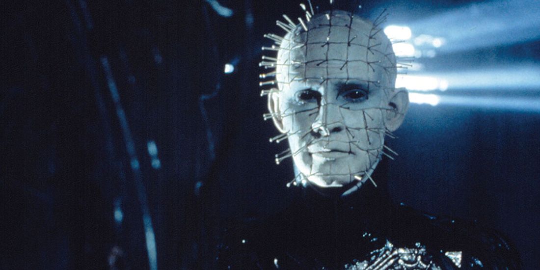 Doug Bradley como o Cenobita 'Pinhead'