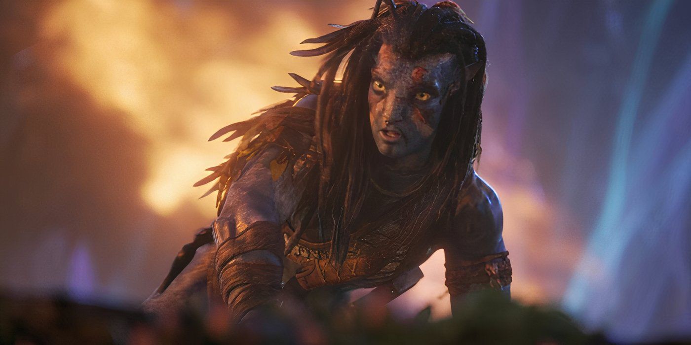 Jake Sully flies in combat in Avatar: fire and ashes.