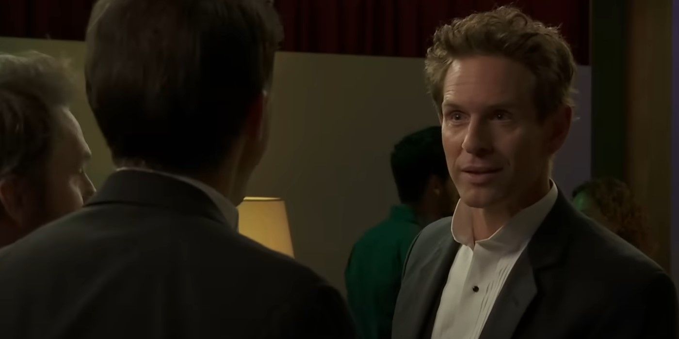 Dennis speaks to Macand Charlie in It's Tally Sunny in Philadelphia Season 17