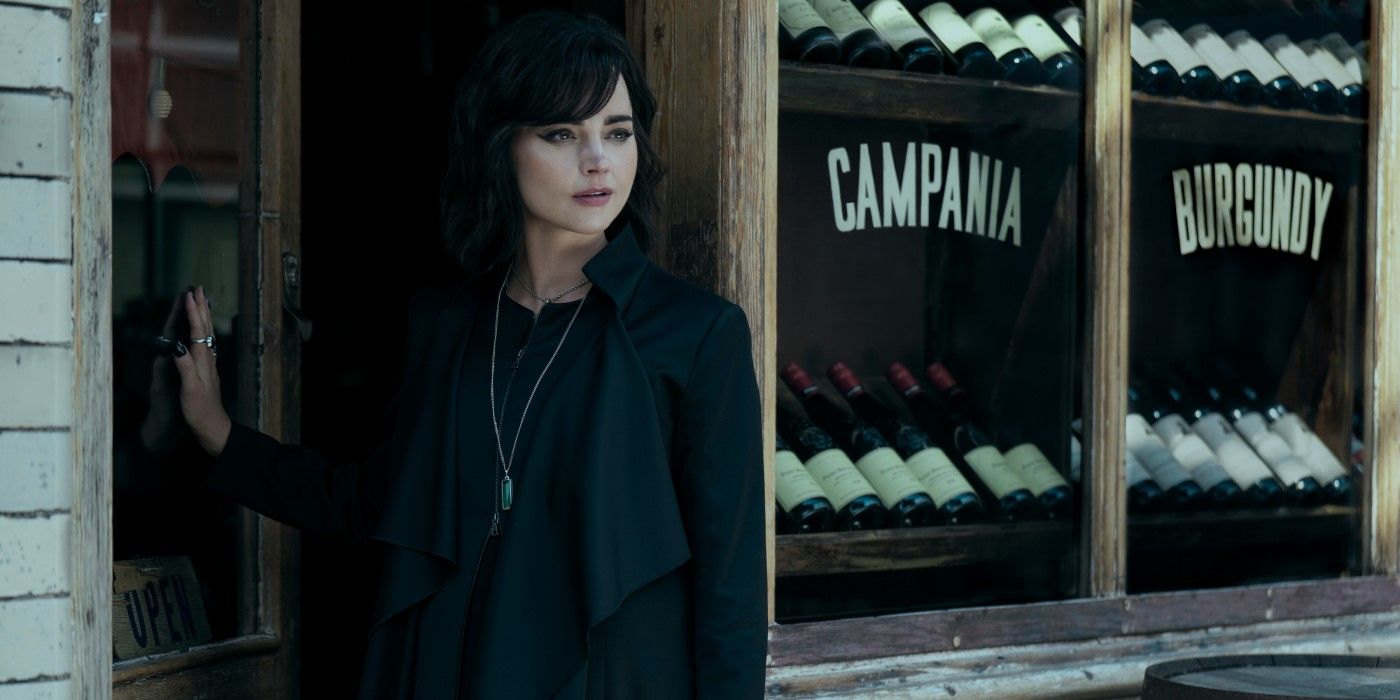 Joanna Constantin out of a wine store in the Sandman Volume 2, season 2 