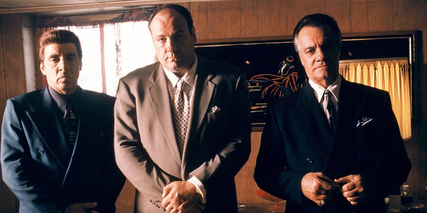 Tony, Paulie y Silvio se preparan para hacer de Chris un hombre hecho en las Sopranos.