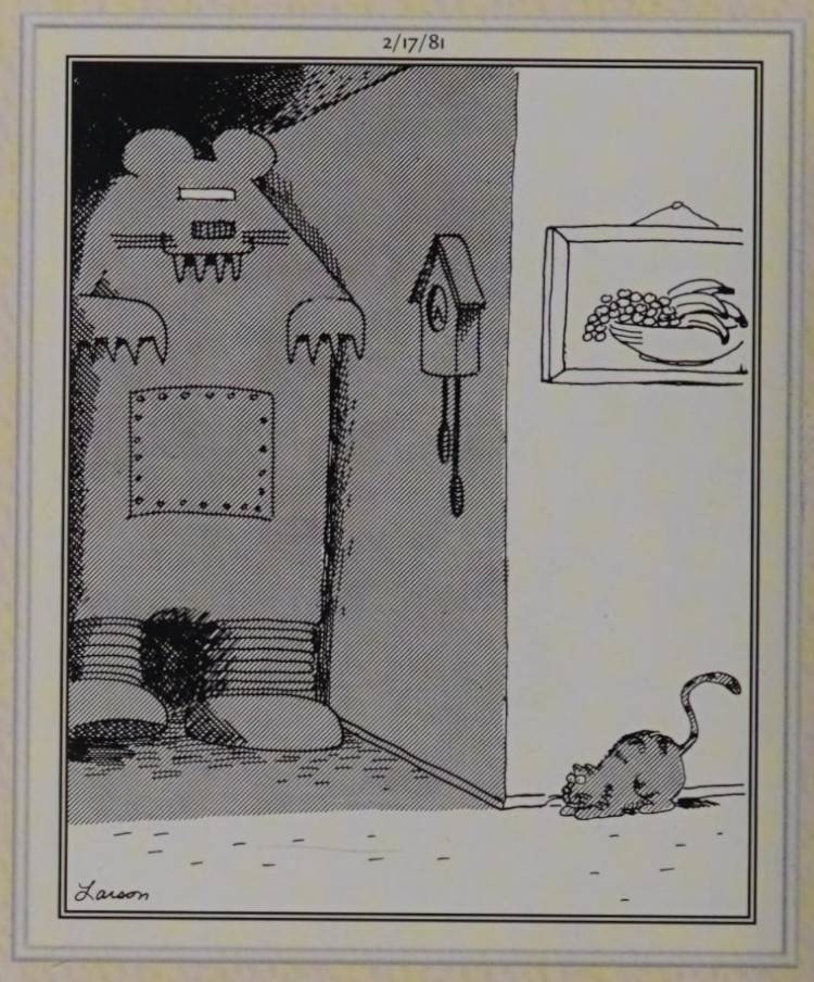 A giant cat and mouse robot