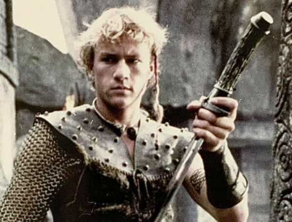 Heath Ledger as Conor holding a sword in Fox's Roar