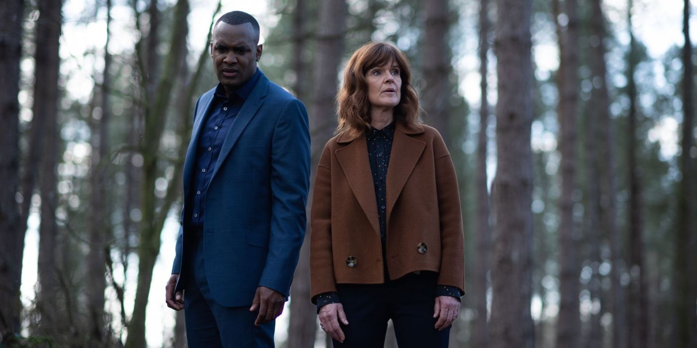 Two Detectives in The Stranger
