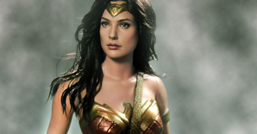 Look Artist Gives 19 Wonder Woman Figure A Jaw Dropping Repaint