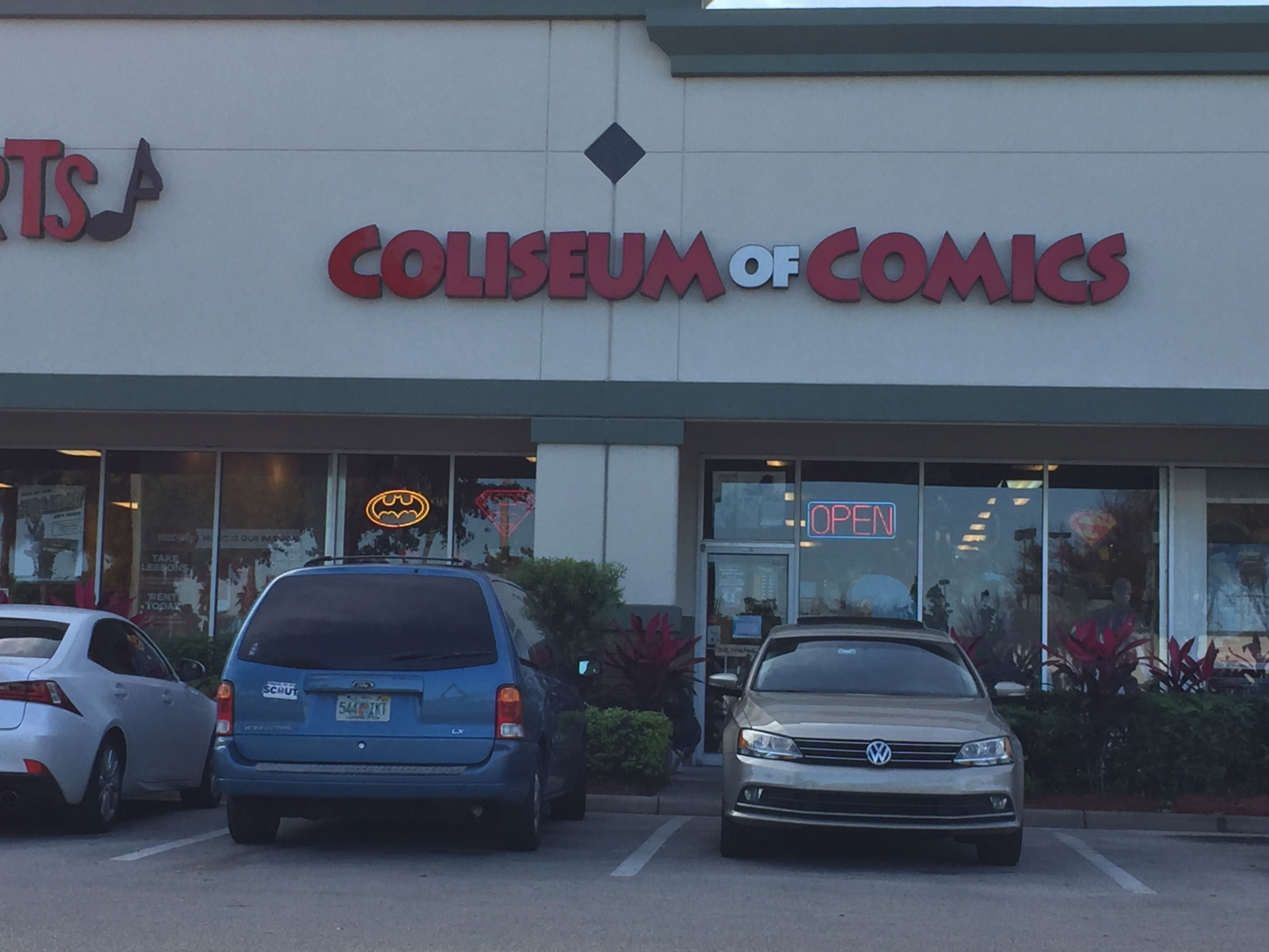 Store Tour Coliseum of Comics in Orlando Florida