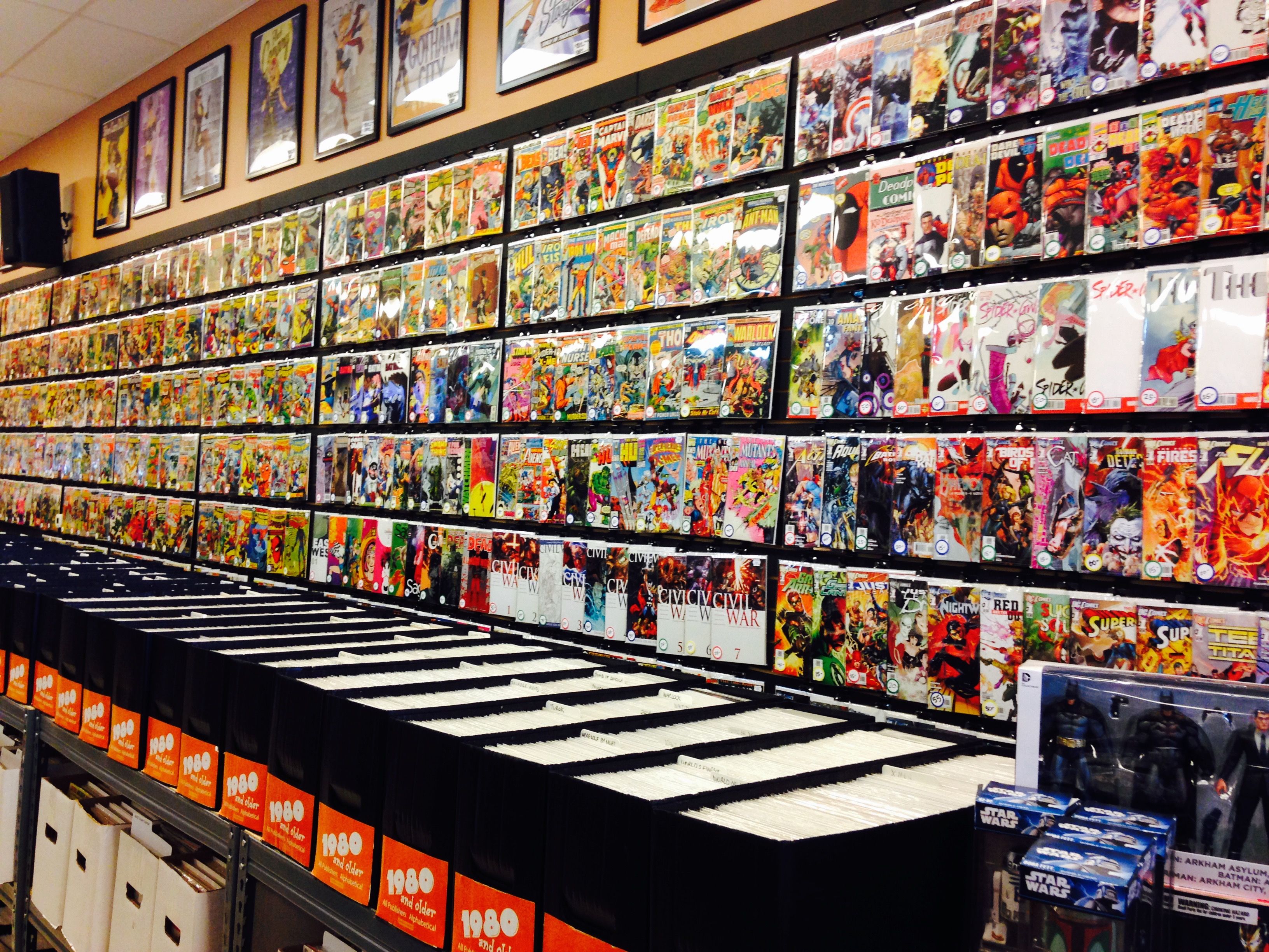 Store Tour Coliseum of Comics in Orlando Florida