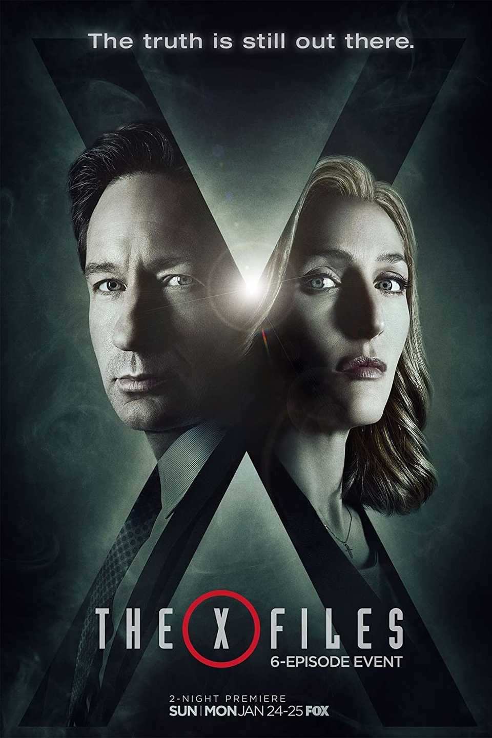 Images of Dana Scully (Gillian Anderson) and Fox Mulder (David Duchovny) appear in front of a 