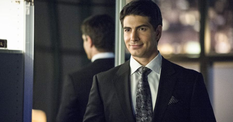 Routh's Ray Palmer Gets Shirtless in New 