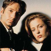 First 'X-Files' Set Videos Show Mulder & Scully Kissing