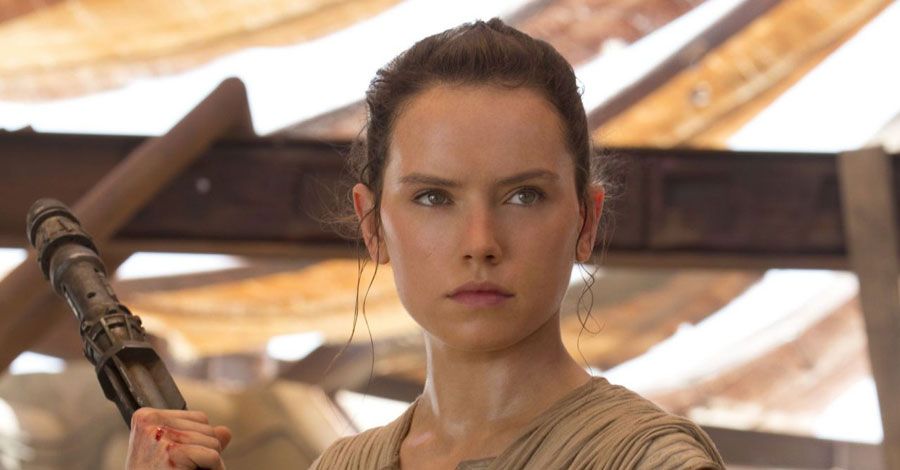 Daisy Ridley Reveals What Made Her Revisit the Star Wars Universe